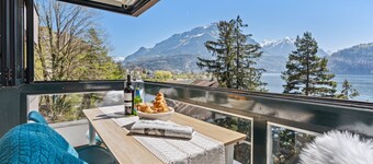 ReMo l 4 Seasons I Lake and mountain view - 65" Smart TV I Bathtub I Foosball table