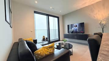 TV layar datar