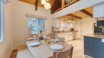 Rumah (3 Bedrooms) | Interior