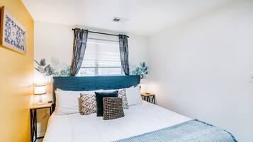 2 bedrooms, iron/ironing board, travel crib, WiFi