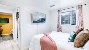 2 habitaciones, tabla de planchar con plancha, wifi y ropa de cama