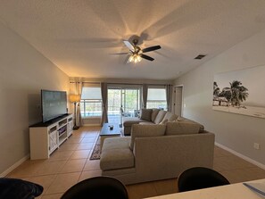 Smart TV, computer monitors