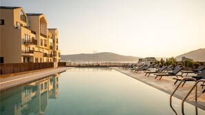 Unclassified image, 5 of 47, button - Siro Porto Montenegro (Tivat)
