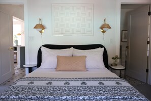 1 chambre, bureau, fer et planche à repasser, accès au Wi-Fi (inclus)