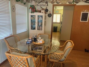 Dining - Fisherman's Dream Lorida,Lake Istokpoga,Highlands,Lake Placid, Sebring Raceway! (Lorida)