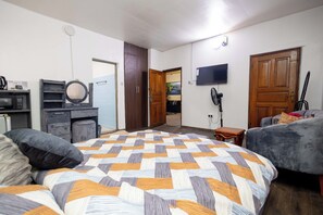 2 多间卧室、WiFi、床单