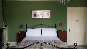 Doppia Standard | Tende oscuranti, ferro/asse da stiro, Wi-Fi gratuito