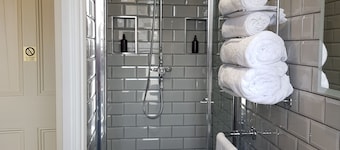 Afallon Townhouse