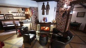 Reception - Fox House (Peshtera)