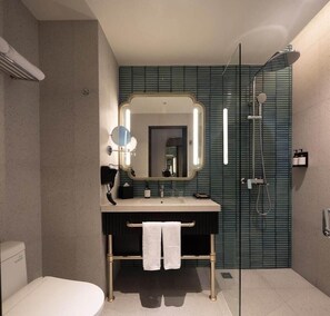 Bathroom - Mercure Madiun (Madiun)