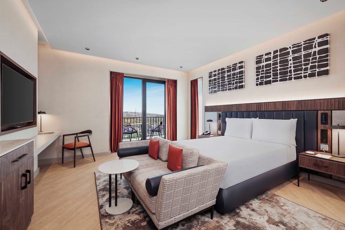 1 bedroom, minibar, in-room safe, desk