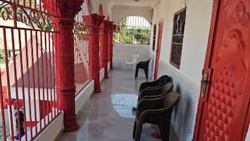 Standaard tweepersoonskamer, 1 kingsize bed, roken, uitzicht op tuin | Terras