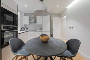 Private kitchen - PBC | Duplex Two Bedroom Apartment in Shoreditch (London)