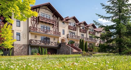 Beautiful, cozy, family-friendly apartment in the middle of nature.