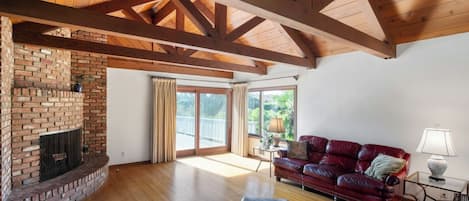 リビング エリア