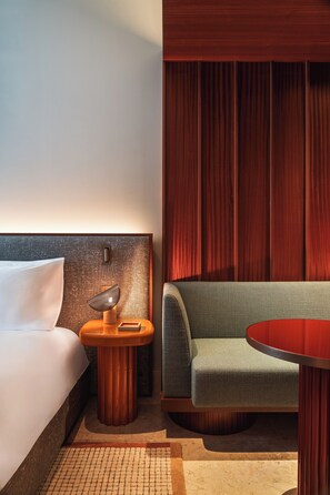 Literie hypoallergénique, mini-bar avec articles gratuits