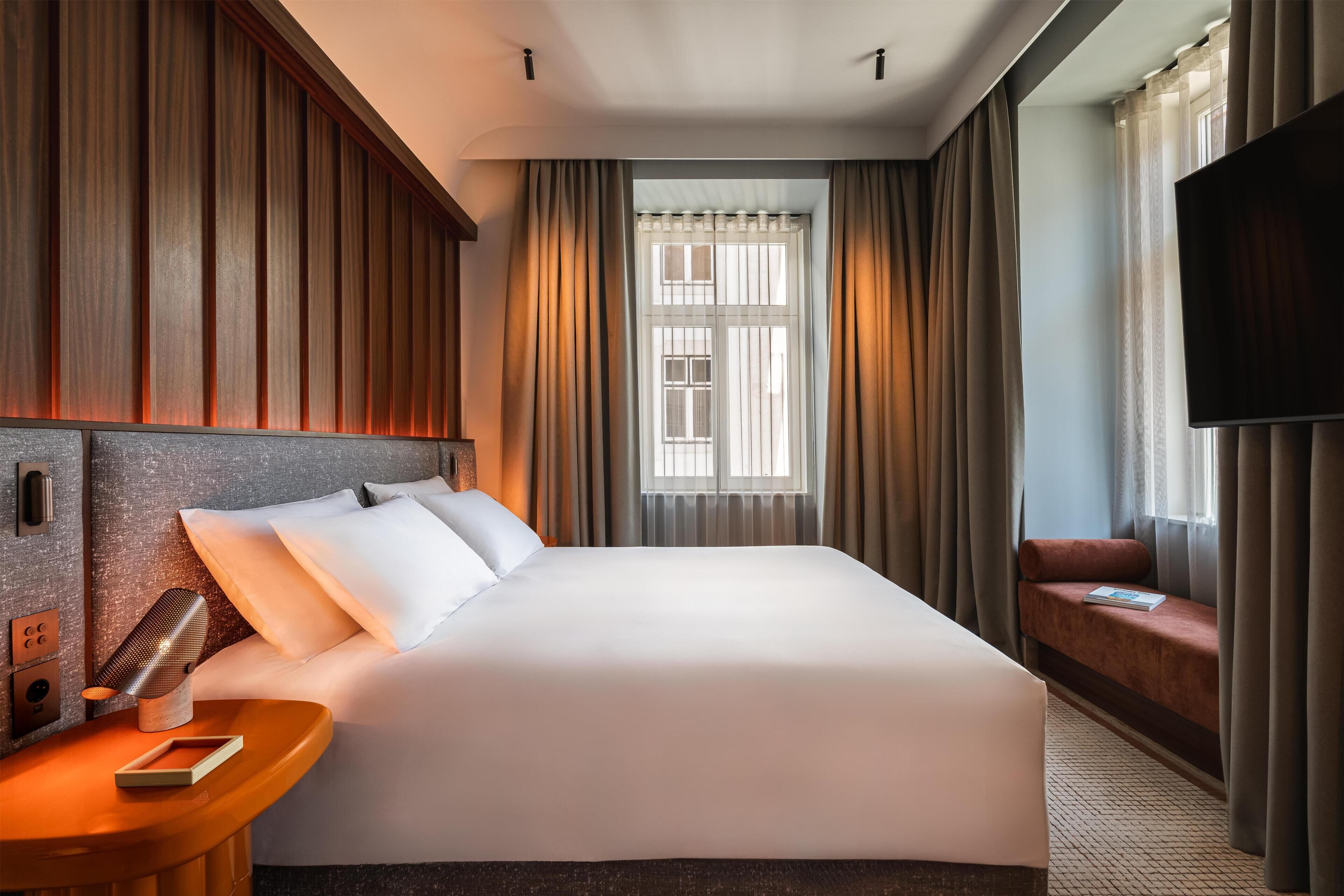 Premium Room, 1 Katil Raja (King) | Peralatan tempat tidur hipoalergenik, item bar mini percuma 