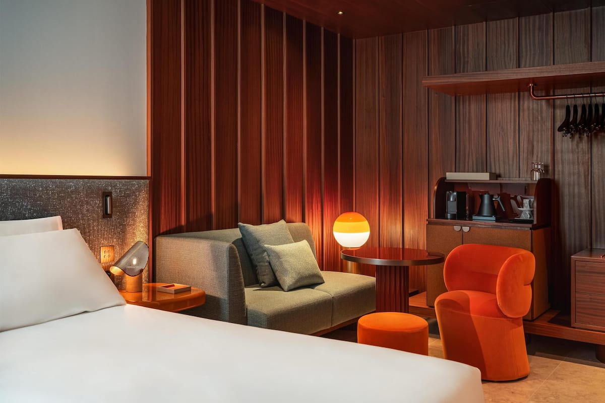 Ropa de cama hipoalergénica y artículos del minibar gratis