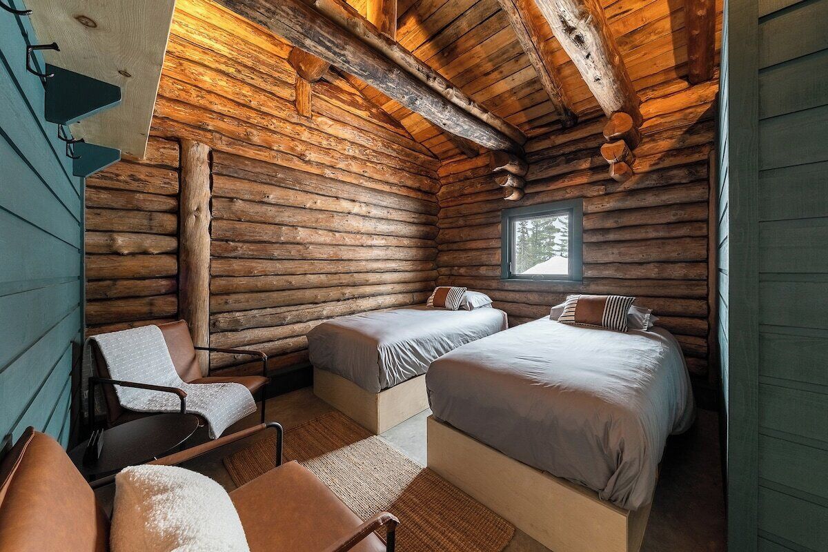 4 bedrooms, WiFi, bed sheets