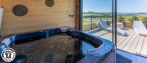 Bain à remous intérieur