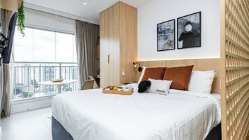 Hypo-allergenic bedding, free WiFi