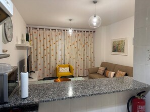 Apartment, 1 Bedroom, City View | Interior - Casa Cabana - El Médano (Granadilla de Abona)