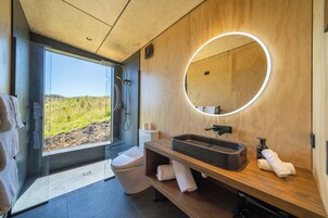 Cabana luxo | Banheiro | Roupões de banho, chinelos