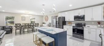 Spectacular 4-Bedroom Family Home w/Heated Pool