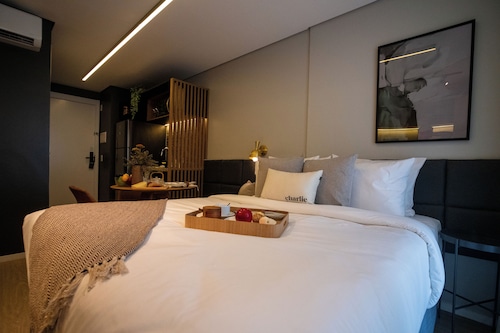 Charlie Legacy Campo Belo