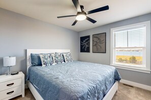 5 bedrooms, Internet, bed sheets