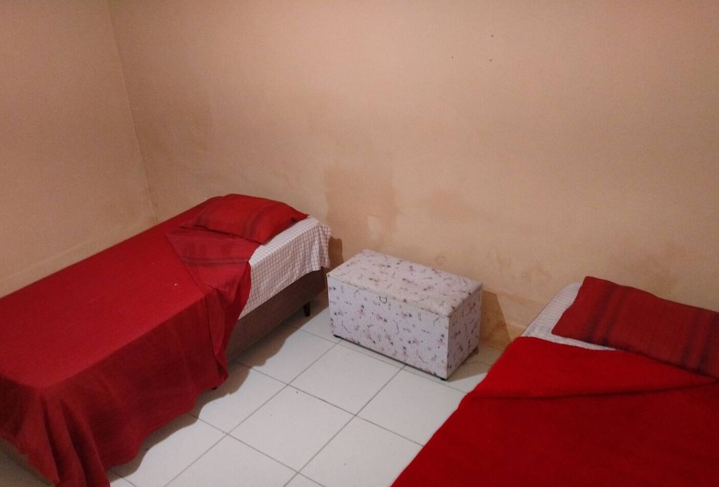 1 quarto, Wi-Fi de cortesia, roupa de cama