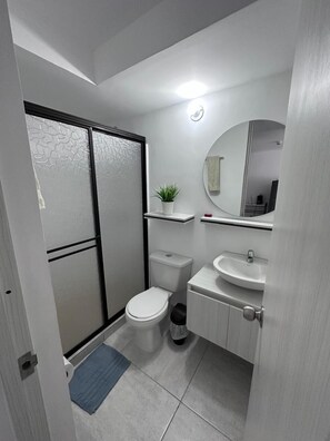 Luxury Apartment, 1 Double Bed with Sofa bed, Private Bathroom, Mountain View | Bathroom | Free toiletries, hair dryer, towels, soap