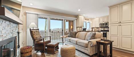 Télévision, cheminée