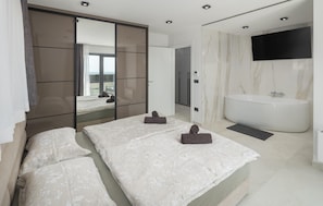 2 habitaciones, cuna de viaje, wifi gratis y ropa de cama