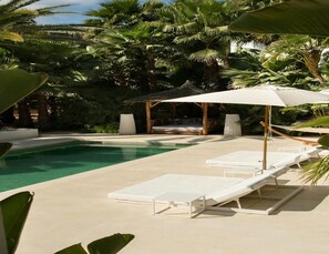 Villa | Basseng