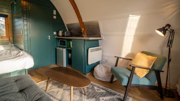 1 habitación, cuna de viaje y internet