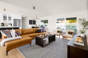 Fernseher, Stereoanlage