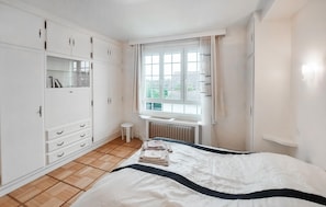 6 chambres, lit parapluie, Wi-Fi gratuit, draps fournis