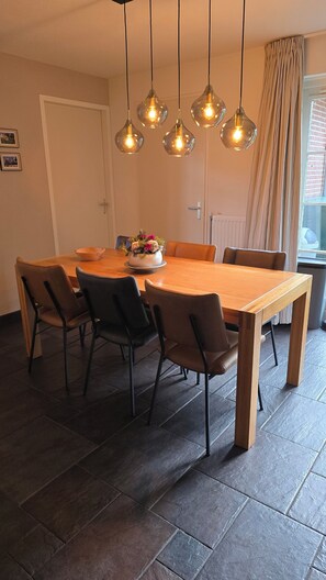 Dineren