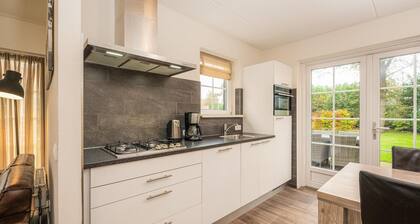 In this beautifully furnished luxury villa for 6 people you can enjoy a comfortable stay in Overijssel with your family and friends