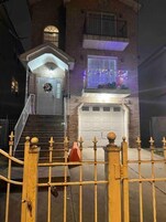 Πρόσοψη καταλύματος