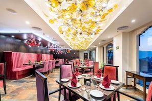 Restaurant - Ramada by Wyndham Kathmandu Dhumbarahi (Kathmandu)