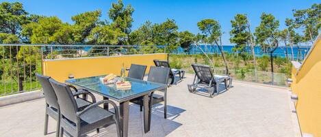 Restauration extérieure