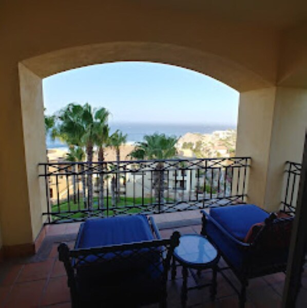 Property grounds - Pueblo Bonito Sunset Beach Suite in Cabo San Lucas near Quivira Golf course (Cabo San Lucas)