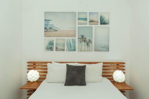 1 bedroom, iron/ironing board, WiFi, bed sheets - Charming Beachfront Apartment with Terrace (Sosua)