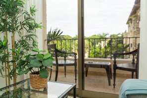 Interior - Charming Beachfront Apartment with Terrace (Sosua)