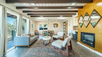 Téléviseur connecté, foyer