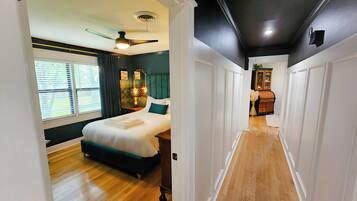 3 chambres, fer et planche à repasser, Wi-Fi gratuit, draps fournis