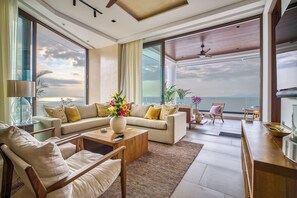 Smart TV - Chic Penthouse Ocean Views, Rooftop Pool & Balcony (Puerto Vallarta)