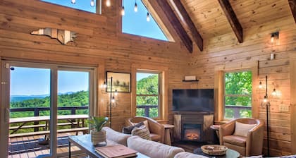 Laughing Logs: Mountain Cabin with Hot Tub, Games, & Stunning Views